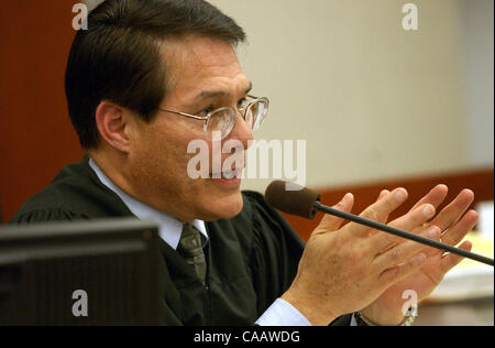 Pas de rester sur les mariages gais a été émis au cours de l'audience de vendredi dans le juge Ronald Quidachay Chambre Cour supérieure. (Contra Costa Times/Karl Mondon/fév. 20, 2004) Banque D'Images