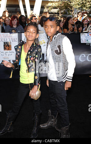 24 juin 2010 - Hollywood, Californie, États-Unis - Willow Smith et Jaden Smith au cours de la Los Angeles Film Festival première du nouveau film de Summit Entertainment, la TWILIGHT SAGA : ECLIPSE, tenue lors de la Nokia Theatre à Los Angeles. Live, le 24 juin 2010, à Los Angeles, Californie. K65566MGE.(Credit Im Banque D'Images