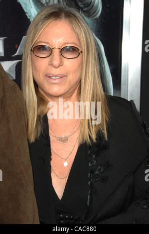 17 juin 2010 - Los Angeles, Californie, États-Unis - Barbara Streisand participant à la Los Angeles Première de Jonah Hex tenue à l'Arclight Theatre à Hollywood, Californie Le 17 juin 2010. 2010.K65199(LONG DROIT Crédit : Â© D. Long/Globe Photos/ZUMApress.com) Banque D'Images