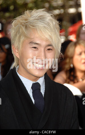 24 juin 2010 - Los Angeles, Californie, États-Unis - JUSTIN CHON participant à la Los Angeles Film Festival Première de ''The Twilight Saga Eclipse'' qui s'est tenue lors de la Nokia Theatre de Los Angeles, Californie Le 24 juin 2010. 2010..K65245(LONG DROIT Crédit : Â© D. Long/Globe Photos/ZUMApress.com) Banque D'Images