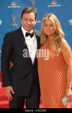 Le 29 août 2010 - Los Angeles, Californie, États-Unis - Jimmy Fallon ; Nancy Juvonen.62e Primetime Emmy Awards - Arrivals tenue au Nokia Theater de Los Angeles, Californie, 08-29-2010. 2010.K66209(LONG DROIT Crédit : Â© D. Long/Globe Photos/ZUMApress.com) Banque D'Images