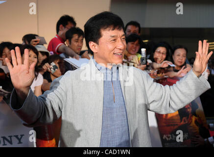 5 août 2010 - Tokyo, Japon - L'acteur chinois Jackie Chan assiste à la première de 'l'Japonais Karaté Kid' sur le tapis rouge à la Roppongi Hills Le 5 août 2010 à Tokyo, Japon. (Crédit Image : © Koichi Kamoshida/Jana/ZUMApress.com ) Banque D'Images