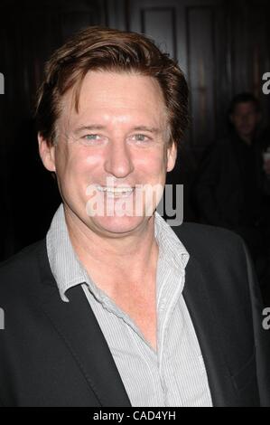 27 septembre 2010 - Los Angeles, Californie, USA - Sep 27, 2010 - Los Angeles, Californie, USA - Acteur BILL PULLMAN à la National Multiple Sclerosis Society's 36e dîner annuel des Champions qui a eu lieu à l'hôtel Hyatt Regency Century Plaza Hotel, Los Angeles. (Crédit Image : © Paul Fenton/ZUMApress.com) Banque D'Images