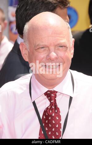 Jun 13, 2010 - Los Angeles, Californie, États-Unis - Acteur WALLACE SHAWN au 'Toy Story 3' Première mondiale tenue au El Capitan Theatre, à Hollywood. (Crédit Image : © Paul Fenton/ZUMApress.com) Banque D'Images