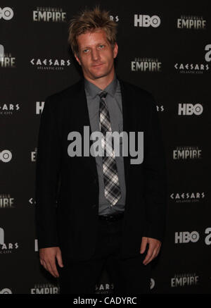 Sep 16, 2010 - Atlantic City, New Jersey, États-Unis - Acteur PAUL ÉTINCELLES marche sur le tapis rouge à la chaîne HBO et Caesars Premier Ministre de 'Boardwalk Empire' (image Crédit : © Tom Briglia/ZUMApress.com) Banque D'Images