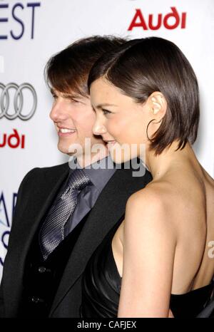 1 novembre 2007 - Hollywood, Californie, États-Unis - Tom Cruise et Katie Holmes au cours de l'AFI Fest 2007 Opening Night Gala de la nouvelle séquence du métro Goldwy Mayer, Lions for Lambs, tenue à l'Cinerama Dome, le 1 novembre 2007, à Los Angeles.. - K55419MGE(Image Crédit : Â© Michael German Banque D'Images