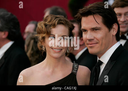 24 févr. 2008 - Hollywood, Californie, USA - actrice Diane Lane et mari Josh Brolin arrivant à la 80e annuelle des Academy Awards tenue au Kodak Theatre à Hollywood. (Crédit Image : © Lisa O'Connor/ZUMA Press) Banque D'Images
