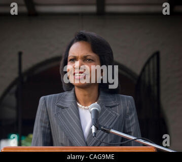 Condolizza Rice est allé sur expliquer que la nécessité d'une résolution est proche, décrivant sa rencontre de divulgation de l'impatience du peuple kenyan : "C'est une crise qui doit bientôt prendre fin. Il y a besoin d'être un renoncement total de la violence comme une option, un refus d'une façon qui a coûté la vie Banque D'Images