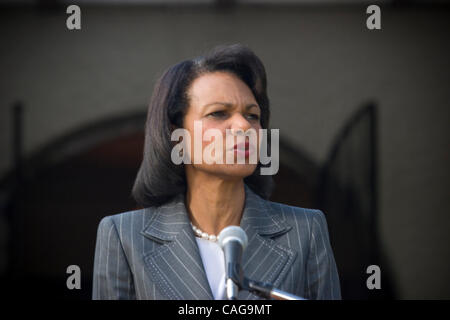 Condolizza Rice est allé sur expliquer que la nécessité d'une résolution est proche, décrivant sa rencontre de divulgation de l'impatience du peuple kenyan : "C'est une crise qui doit bientôt prendre fin. Il y a besoin d'être un renoncement total de la violence comme une option, un refus d'une façon qui a coûté la vie Banque D'Images