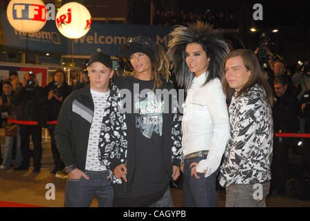 Rock Band tokio hotel arrive au NRJ Music Awards 2008 au Palais des Festivals - Cannes. Banque D'Images