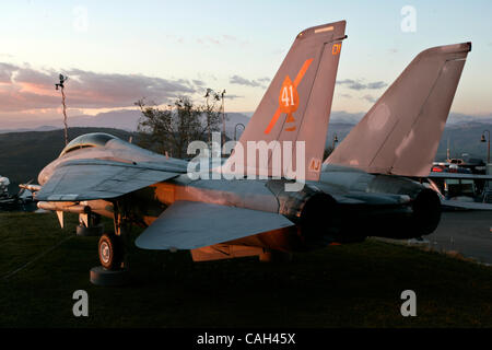 Jan 30, 2008 - Simi Valley, CA, USA - F-14A fighterjet stationnée sur l'affichage à la Ronald Reagan Presidential étaient l'un républicain Consultez débat a lieu. Photo par Jonathan Alcorn/ZUMA Press. © Copyright 2007 by Jonathan Alcorn Banque D'Images