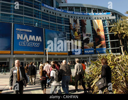 Janvier 17, 2008, Anaheim, CA, USA ; à l'extérieur de l'NAMM Show 2008 à l'Anaheim Convention Center. Crédit obligatoire : Photo par Vaughn Youtz/ZUMA Press. (©) Copyright 2007 par Vaughn Youtz. Banque D'Images