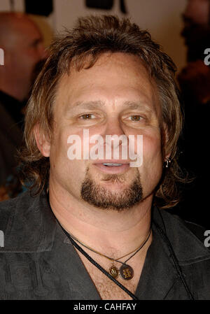 Janvier 17, 2008, Anaheim, CA, USA ; musicien Michael Anthony au NAMM Show 2008 à l'Anaheim Convention Center. Crédit obligatoire : Photo par Vaughn Youtz/ZUMA Press. (©) Copyright 2007 par Vaughn Youtz. Banque D'Images