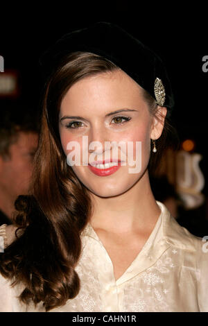 Dec 10, 2007 - Universal City, California, USA - Actrice Maggie Grace au croisement "Charlie Wilson's War' Première mondiale tenue à CityWalk cinémas. (Crédit Image : ? Lisa O'Connor/ZUMA Press) Banque D'Images