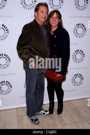 8 janvier 2011 - Los Angeles, Californie, États-Unis - Beau Bridges ; Wendy Delouya.Le Paley Center for Media présente ''American Masters - Jeff Bridges : The Dude respecte'' . tenue au Paley Center for Media, Los Angeles 01-08-2010. K66476TL(Image Crédit : Â©/TLeopold ZUMAPRESS.com)/Photos Globe Banque D'Images