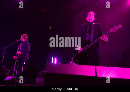 Jouer Interpol Madison Square Garden le 14 septembre 2007. Julian Paul Banks - chant et guitare Daniel Kessler -guitare Carlos Dengler -bass Sam Fogarino - batterie Banque D'Images