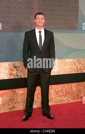 Sep 16, 2007 - Los Angeles, CA, USA - Emmy 2007 : Ryan Seacrest arrivant à la 59e assemblée annuelle Primetime Emmy Awards au Shrine Auditorium à Los Angeles. (Crédit Image : © Lisa O'Connor/ZUMA Press) Banque D'Images