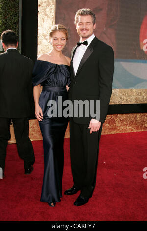 Sep 16, 2007 - Los Angeles, CA, USA - Emmy 2007 : ERIC DANE et sa femme Rebecca GAYHEART arrivant à la 59e assemblée annuelle Primetime Emmy Awards au Shrine Auditorium à Los Angeles. (Crédit Image : © Lisa O'Connor/ZUMA Press) Banque D'Images