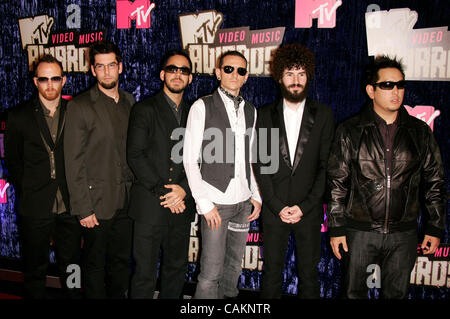 Sep 9, 2007 - Las Vegas, Nevada, USA - Groupe LINKIN PARK au 2007 MTV Video Music Awards - Arrivals (volontaires d'atténuation) a tenu au Palms Casino. (Crédit Image : © Lisa O'Connor/ZUMA Press) Banque D'Images