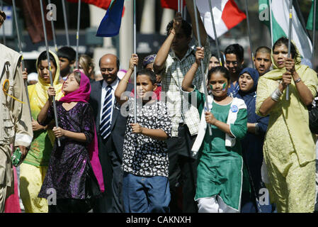 Revelers recueillies pour l'American Muslim Day Parade sur Madison Avenue. aujourd'hui 9 septembre 2007, à Manhattan. Crédit photo : Mariela Lombard/ ZUMA Press. Banque D'Images