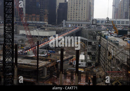 L'Autorité portuaire de New York & NJ Service commémoratif pour les personnes tuées dans les attentats du World Trade Center sur les 11 septembre 2001 et 26 février 1993, tenue à l'église de Saint - Pierre. Banque D'Images