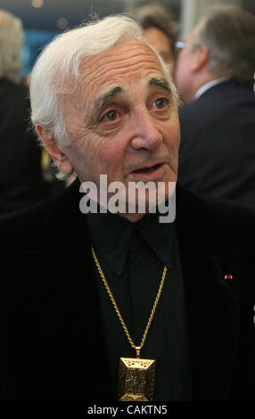 Le 11 septembre 2007, Moscou, Russie. Charles Aznavour (Aznavourian ), chanteur français, auteur-compositeur, acteur et activiste public visite à Moscou. Banque D'Images