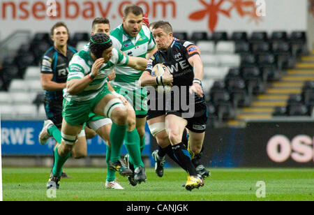 RaboDirect PRO12 - Ospreys v Trévise @ Le stade Liberty à Swansea. Shane Williams sur les frais pour les Ospreys. Banque D'Images