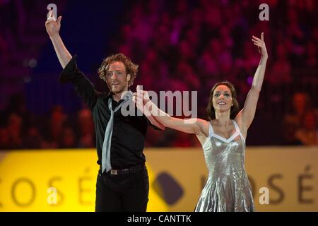 Nathalie Pechalat / Fabian Bourzat (FRA), le 1 avril 2012 - Patinage Artistique : Gala du lors de la finale du Championnat du monde de patinage artistique 2012, au Palais des Expositions, Nice, France, (Photo par Enrico Calderoni/AFLO SPORT) [0391] Banque D'Images