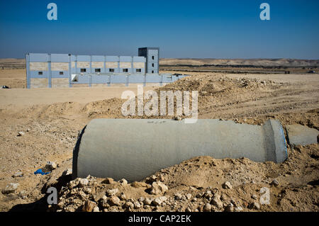 Bases et premières étapes de la construction ont commencé dans la zone désignée pour la base de formation de 'ville'. Son achèvement est prévu en 2014. Néguev, Israël. 3-AVR-2012. Banque D'Images