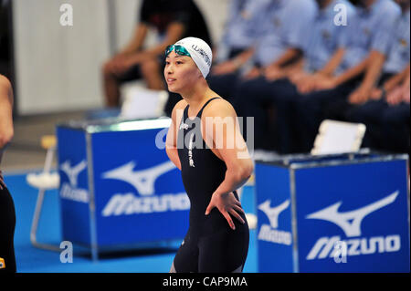 Satomi Suzuki (JPN), le 4 avril 2012 - Natation : LE JAPON NAGER 2012 Women's 100m brasse finale à Tatsumi Piscine International, Tokyo, Japon.(Photo de Jun Tsukida/AFLO SPORT) [0003] Banque D'Images