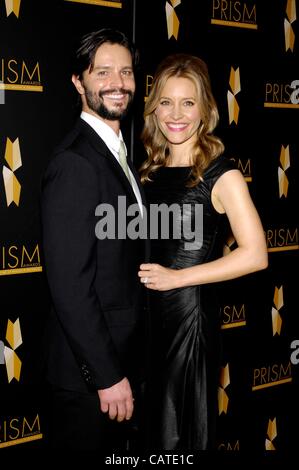 Jason Behr, Kadee Strickland aux arrivées pour 16e Prix PRISME, Beverly Hills Hotel, Los Angeles, CA, 19 avril 2012. Photo par : Michael Germana/Everett Collection Banque D'Images