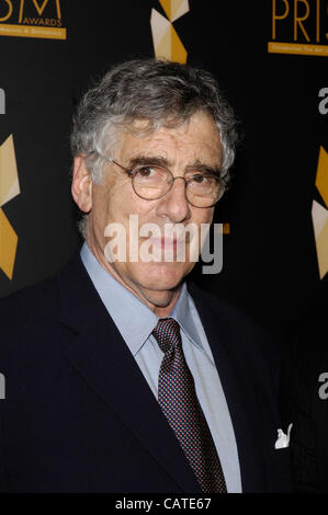 19 avril 2012 - Hollywood, Californie, États-Unis - Elliott Gould au cours de la 16e Conférence annuelle de PRISM AWARDS, qui a eu lieu au Beverly Hills Hotel, le 19 avril 2012, à Beverly Hills, en Californie.(Image Crédit : Â© Michael Germana/Globe Photos/ZUMAPRESS.com) Banque D'Images