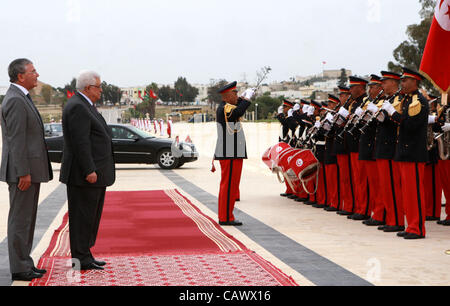 Le 4 janvier 2008 - La Tunisie, Tunisie - Le président palestinien, Mahmoud Abbas (Abou Mazen), arrive à la Tunisie, le 29 avril 2012. Photo par Thaer Ganaim (crédit Image : ©  Apaimages Thaer Ganaim APA/Images/ZUMAPRESS.com) Banque D'Images