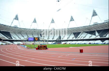 Stade olympique, Stratford, London, UK, mercredi. Le 02/05/2012. L'intérieur du stade olympique. BUCS Athlétisme lancer conférence de presse. Le premier événement qui aura lieu dans le nouveau stade. Banque D'Images