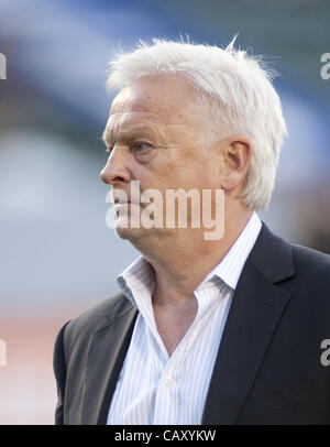 5 mai 2012 - Carson, Californie, USA - Hans Backe, entraîneur-chef de la Red Bulls au Home Depot Center de Carson, en Californie, le samedi 5 mai 2012. Les Red Bulls défait Les LA Galaxy par un score de 1-0. (Crédit Image : © Javier Rojas/Prensa Internacional/ZUMAPRESS.com) Banque D'Images