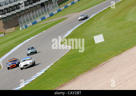 6 mai 2012, le circuit de course de Donington Park, Royaume-Uni. L'E-Type Défi au Festival Historique de Donington. Banque D'Images