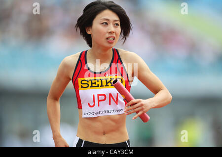 Ichikawa Kana (JPN), 6 mai 2012 - Athlétisme : Golden Grand Prix SEIKO à Kawasaki, Women's 4100m relais au Stade Todoroki Kawasaki, Kanagawa, Japon. (Photo de Daiju Kitamura/AFLO SPORT) [1045] Banque D'Images