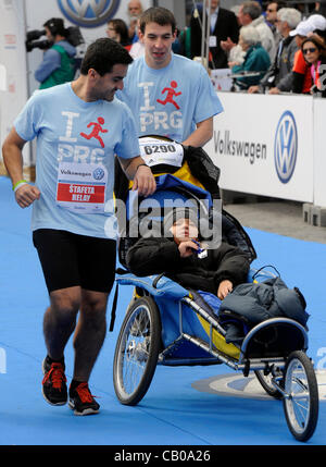 Prague International Marathon l'événement a eu lieu le dimanche 13 mai, 2012. (Photo/CTK Michal Krumphanzl) Banque D'Images