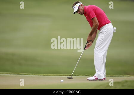 13.05.2012. Le Sawgrass N. Robert le 11 putts Allenby verte pendant la finale du Championnat des joueurs à TPC Sawgrass à Ponte Vedra Beach, FL. Banque D'Images