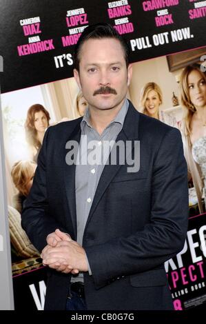 Thomas Lennon aux arrivées de ce à quoi s'attendre LORSQUE VOUS ATTENDEZ DES Premiere, le Grauman's Chinese Theatre, New York, NY Le 14 mai 2012. Photo par : Michael Germana/Everett Collection Banque D'Images