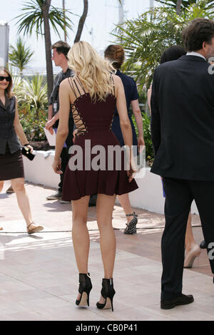 Diane Kruger assiste à la Photocall du jury lors de la 65e édition du Festival de Cannes au Palais des Festivals Banque D'Images