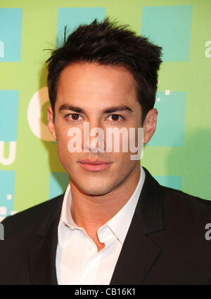 17 mai 2012 - New York, New York, États-Unis - l'acteur Michael TREVINO assiste à la CW Upfront 2012 tenue à Londres. (Crédit Image : © Kaszerman ZUMAPRESS.com)/Nancy Banque D'Images