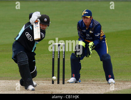 20.05.12 La Brit Oval, Londres, Angleterre : Zafar Ansari de Surrey County Cricket en action au cours de Clydesdale Bank Pro40 entre tigres et Surrey Durham dynamos du Brit Oval Stadium le 20 mai 2012 à Londres, en Angleterre. Banque D'Images