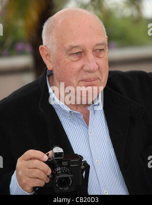 JOURNAL DE FRANCE de Raymond DEPARDON PHOTOCALL CANNES FILM FESTIVAL 2012 PALAIS DES FESTIVAL CANNES FRANCE 22 Mai 2012 Banque D'Images