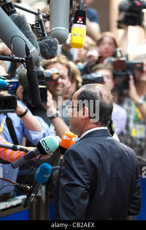 Conseil européen, Bruxelles, Belgique. 23.05.2012 Photo montre François Hollande, Président de la République de France, arrivant à la dîner informel des chefs d'État ou de gouvernement de pays membres de l'Union européenne, Bruxelles, Belgique. Banque D'Images