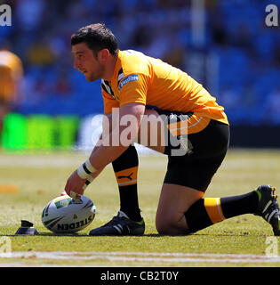 26.05.2012 Manchester, Angleterre. Castleford v Wakefield. Castleford Tigers Center Kirk Dixon en action pendant la Stobart Super League Rugby Week-end magique de l'Etihad Stadium. Ligne de crédit : Crédit : Action Plus de Sports / Alamy Live News Banque D'Images