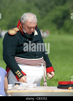 La région de Moscou, Russie - le 27 mai : personnes non identifiées pendant l'unniversary 200 reconstitution de la bataille de Borodino entre les armées russes et français en 1812. 29 mai 2011 à La Moskowa, Russie Banque D'Images