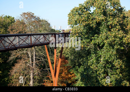 Passerelle Treetops Xstrata à Kew Gardens à Londres Banque D'Images