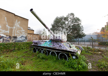 T-34 Soviet tank à Mandela Way Banque D'Images