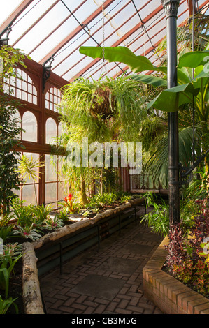 À l'intérieur de la véranda à Stamford Park, Ashton en vertu de Lyne, Tameside, Manchester, Angleterre, RU Banque D'Images